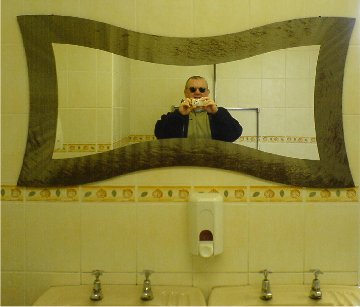 Mirror In Te Bathroom